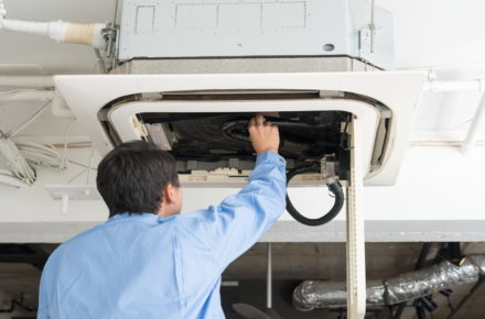 手前からエアコン内部チェック